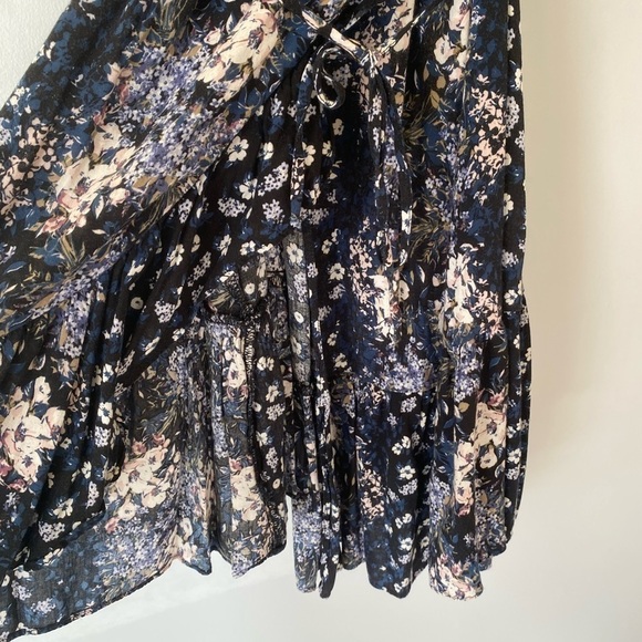 Bcbgeneration floral wrap dress Sz XS - Picture 5 of 14